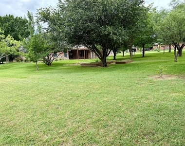 102 Aledo Pointe Drive - Photo Thumbnail 35