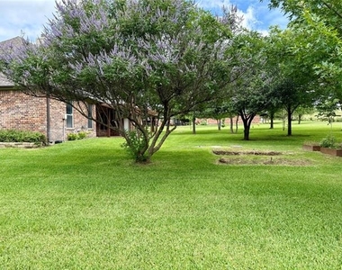 102 Aledo Pointe Drive - Photo Thumbnail 37