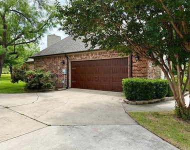 102 Aledo Pointe Drive - Photo Thumbnail 32