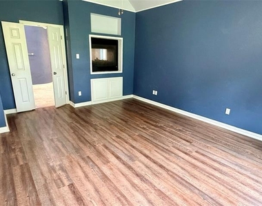 102 Aledo Pointe Drive - Photo Thumbnail 16