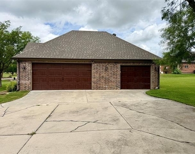 102 Aledo Pointe Drive - Photo Thumbnail 31