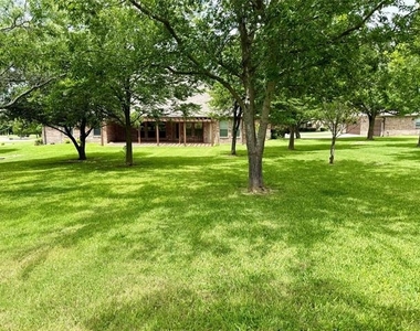 102 Aledo Pointe Drive - Photo Thumbnail 36
