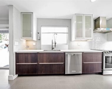 15276 Harrison Road - Photo Thumbnail 3