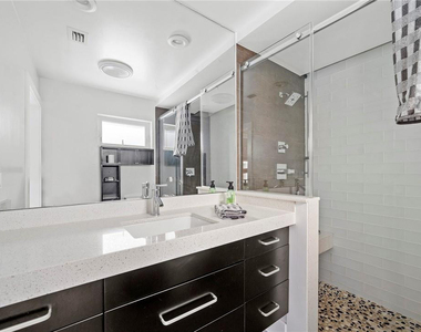 15276 Harrison Road - Photo Thumbnail 31