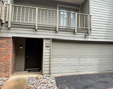 6808 Eastridge Drive - Photo Thumbnail 15