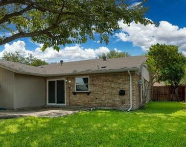 1817 Hemlock Drive - Photo Thumbnail 21