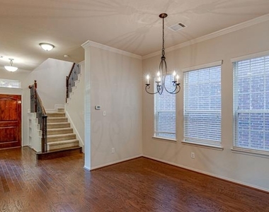 219 Knapford Station - Photo Thumbnail 10