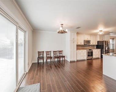 337 Snapdragon Court - Photo Thumbnail 14