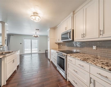 337 Snapdragon Court - Photo Thumbnail 11