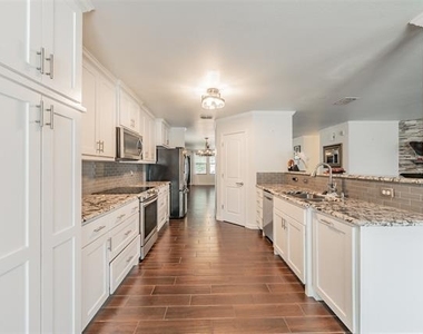 337 Snapdragon Court - Photo Thumbnail 12