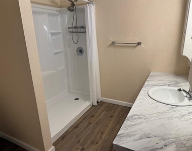 216 Randy Street - Photo Thumbnail 19