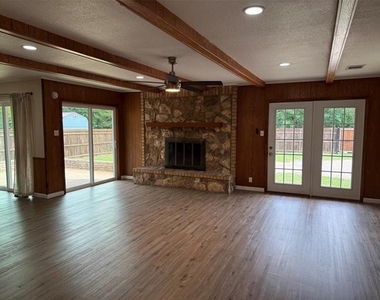 216 Randy Street - Photo Thumbnail 3