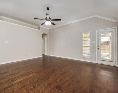 14900 Frisco Ranch Drive - Photo Thumbnail 7