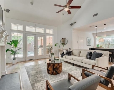 4411 Voyager Drive - Photo Thumbnail 15