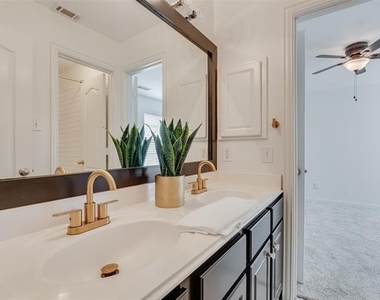 4411 Voyager Drive - Photo Thumbnail 34