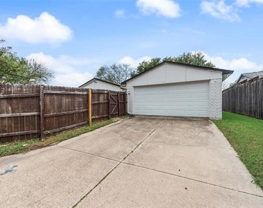 4924 Wagner Drive - Photo Thumbnail 26