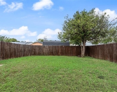 4924 Wagner Drive - Photo Thumbnail 25