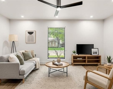 7537 Brentcove Circle - Photo Thumbnail 2