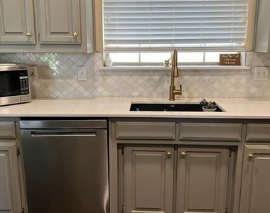 3112 Ipswich Drive - Photo Thumbnail 24