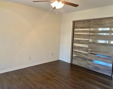 3112 Ipswich Drive - Photo Thumbnail 28