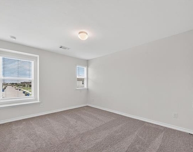 1567 Dukeswood Drive - Photo Thumbnail 17