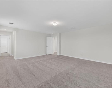 1567 Dukeswood Drive - Photo Thumbnail 4