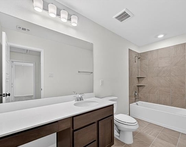 1567 Dukeswood Drive - Photo Thumbnail 15