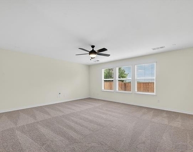 1567 Dukeswood Drive - Photo Thumbnail 11