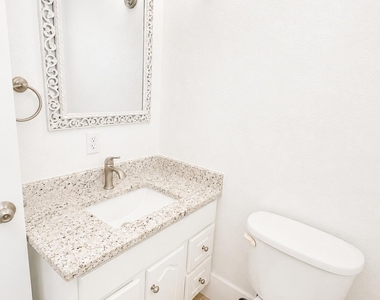 887 Crystal Lake Drive - Photo Thumbnail 4