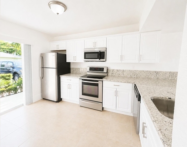 887 Crystal Lake Drive - Photo Thumbnail 1
