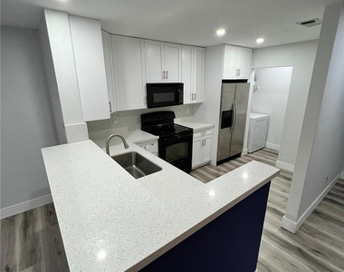 11229 W Atlantic Boulevard - Photo Thumbnail 8