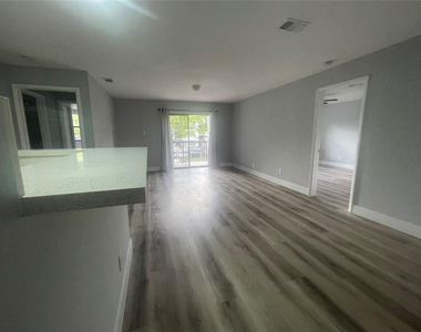 11229 W Atlantic Boulevard - Photo Thumbnail 3