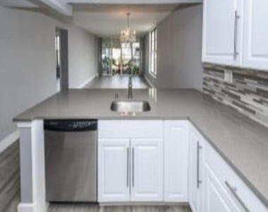 12 Royal Palm Way - Photo Thumbnail 6