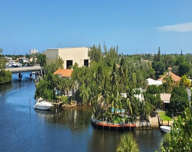 12 Royal Palm Way - Photo Thumbnail 2