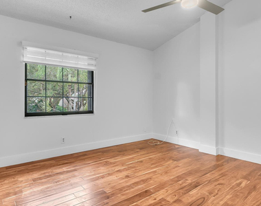 12003 Flicker Way - Photo Thumbnail 9