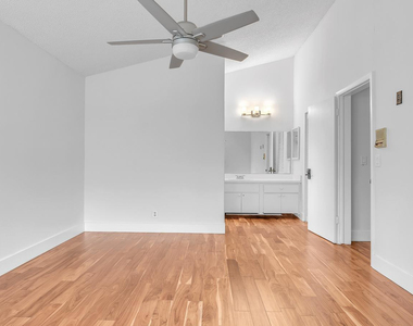 12003 Flicker Way - Photo Thumbnail 13