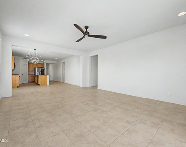 8954 W San Juan Avenue - Photo Thumbnail 9