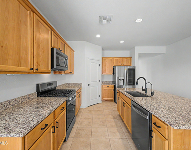 8954 W San Juan Avenue - Photo Thumbnail 14