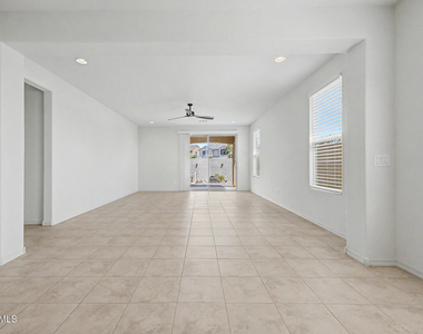 8954 W San Juan Avenue - Photo Thumbnail 6