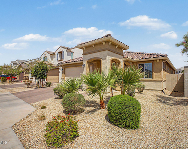 8954 W San Juan Avenue - Photo Thumbnail 2