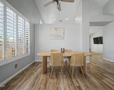 14736 N 100th Place - Photo Thumbnail 14
