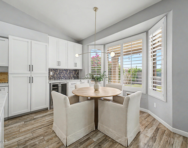 14736 N 100th Place - Photo Thumbnail 11