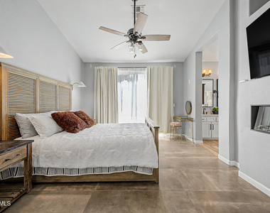 14736 N 100th Place - Photo Thumbnail 20