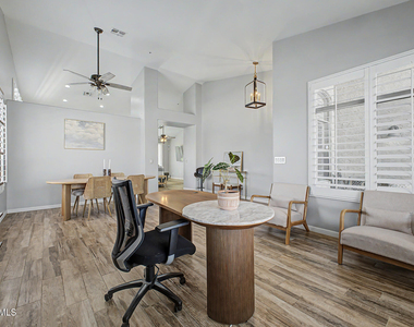 14736 N 100th Place - Photo Thumbnail 4