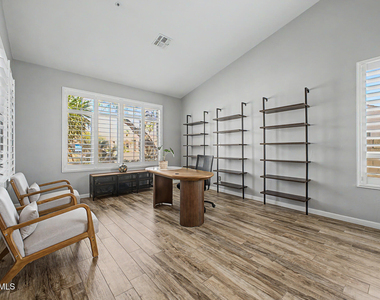 14736 N 100th Place - Photo Thumbnail 16