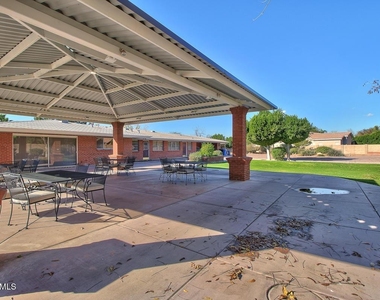 375 S Buena Vista Avenue - Photo Thumbnail 19
