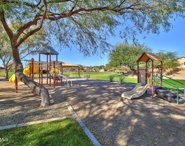 375 S Buena Vista Avenue - Photo Thumbnail 24