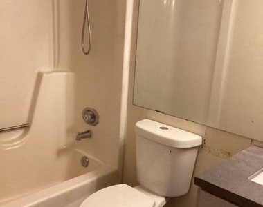 6935 W Monterosa Circle - Photo Thumbnail 21