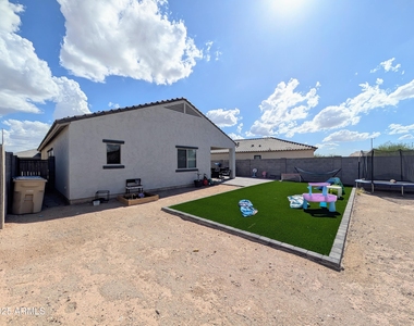 24458 W Verlea Drive - Photo Thumbnail 47