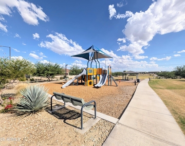 24458 W Verlea Drive - Photo Thumbnail 49